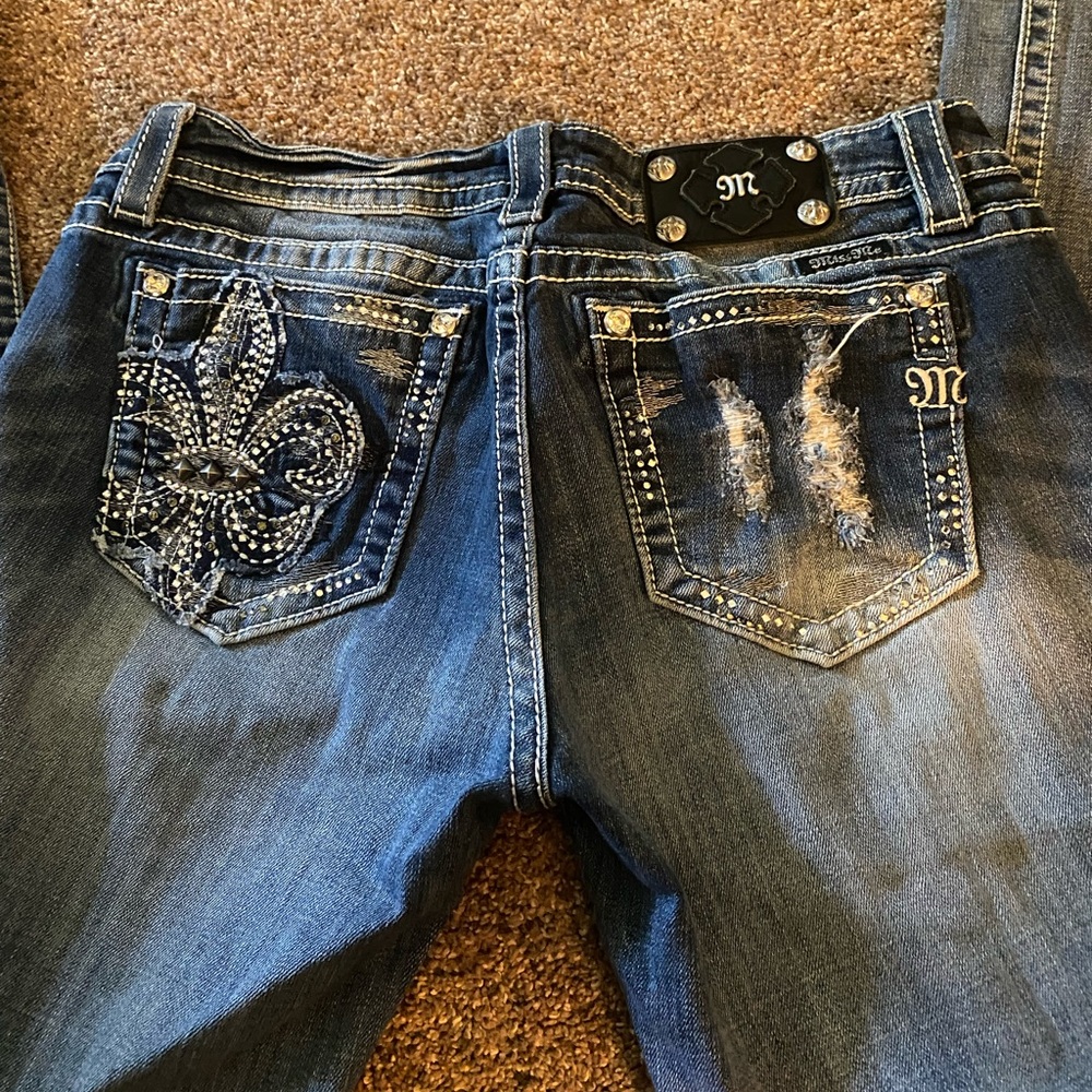 Miss Me Signature boot cut in excellent condition size 32